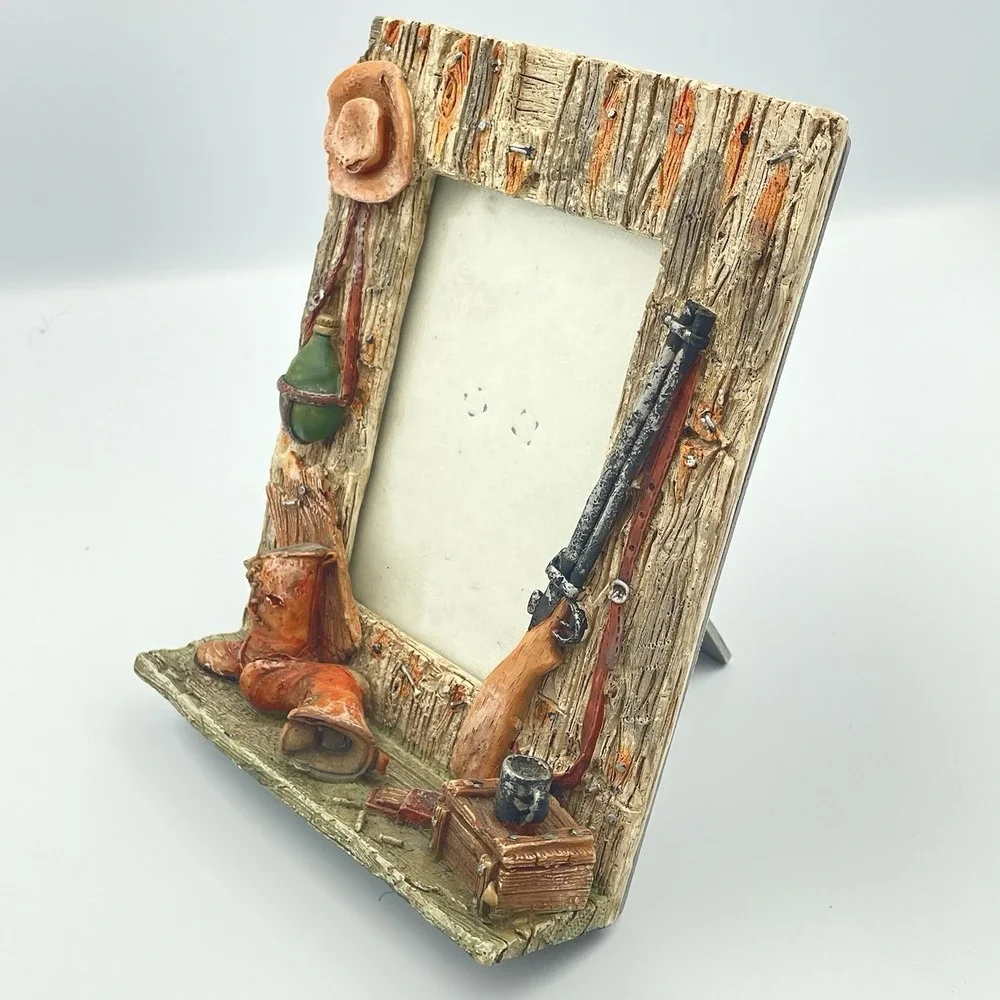 Resin Hunting Picture Frame 4x6‎ Treasured Times Rustic Country Rifle Boots